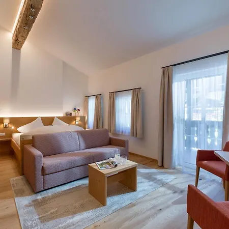 Han/Misafirhane Postgasthof Fischerwirt Walchsee