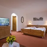 Postgasthof Fischerwirt Мини-отель Вальхзе